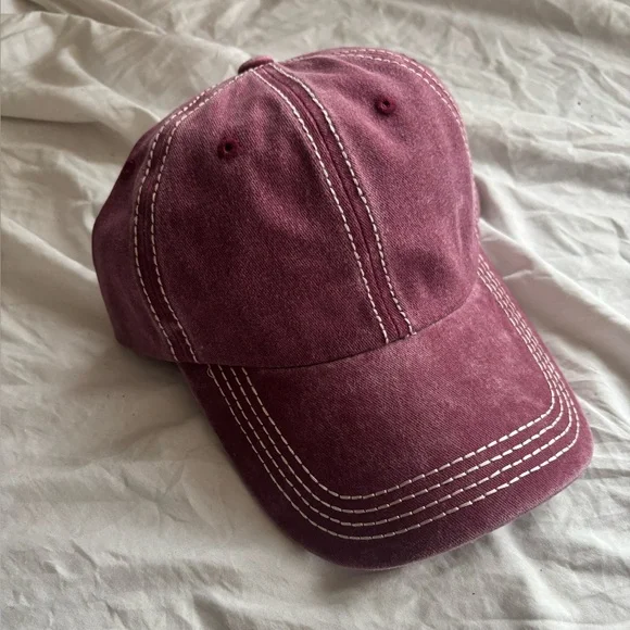 Burgundy red washed denim style cotton adjustable cap with white stitching - Picture 1 of 2